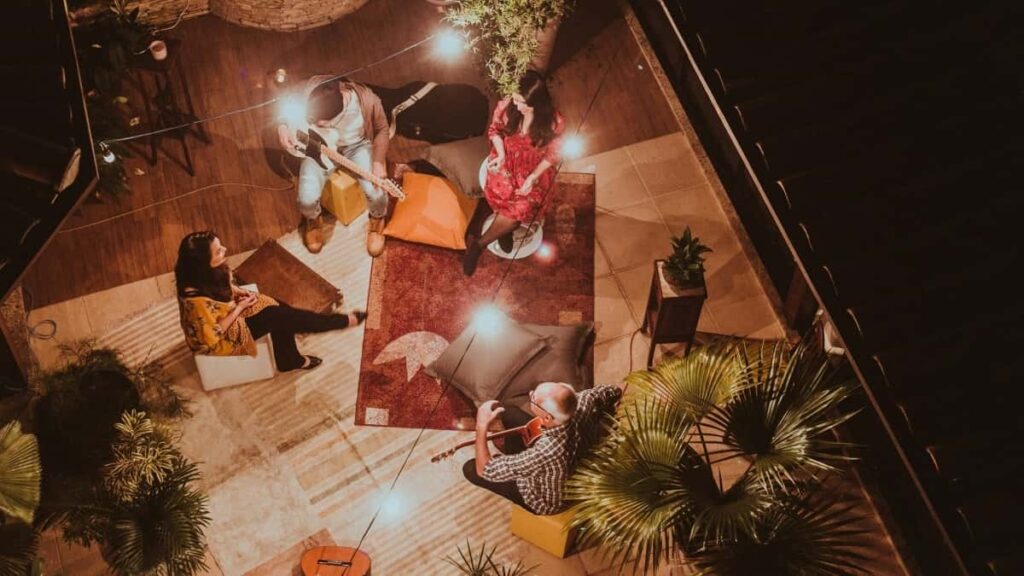 How Facebook Influencers Can Land Japan Brand Collaborations in 2025