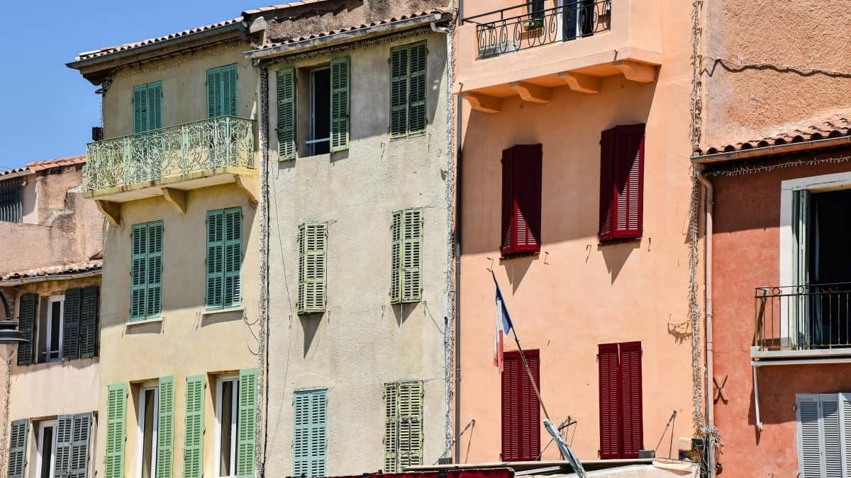 2025 Facebook influencer marketing para Italy brands en Spain