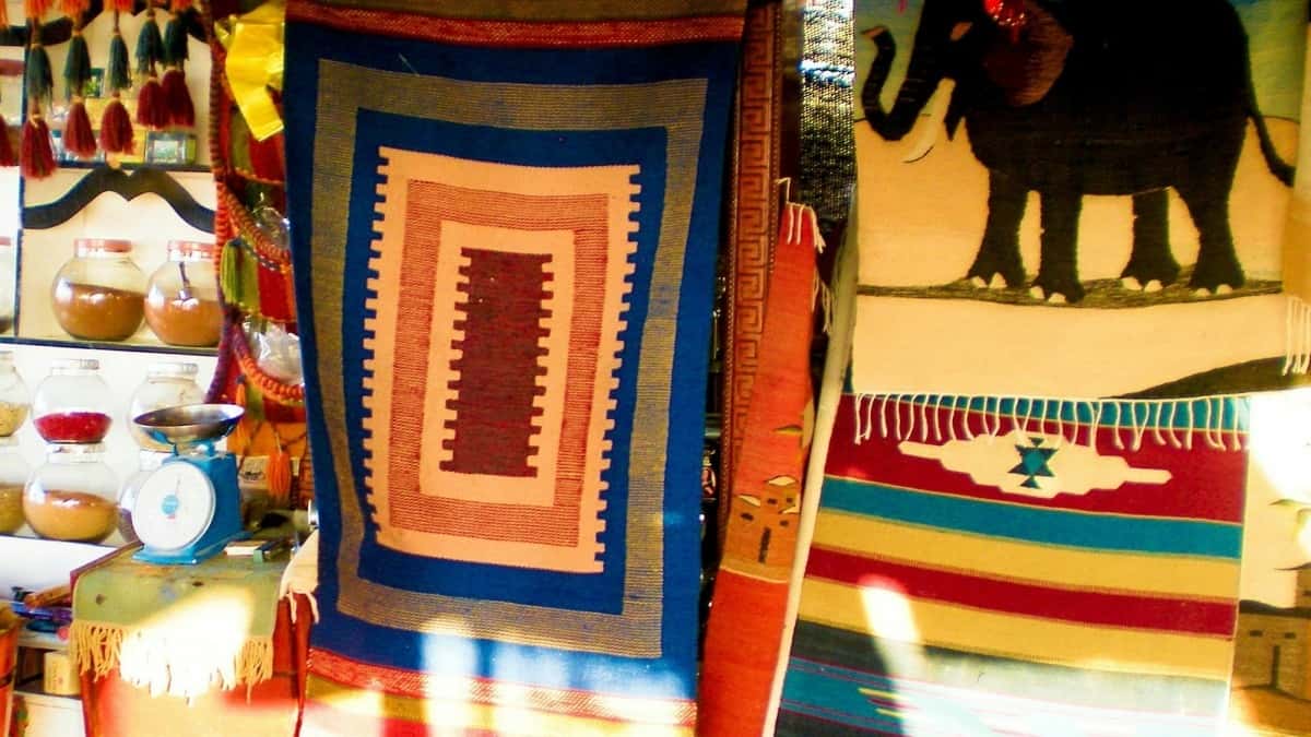 UK creators: land branded tutorials with Cambodia Etsy shops