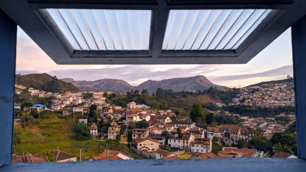 UK Creators: Pitch Colombia Brands on Reddit & Win Vlogs