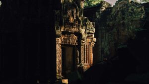 Tips for UK creators to reach Costa Rican brands on Xiaohongshu and create engaging song reaction videos that stand out.