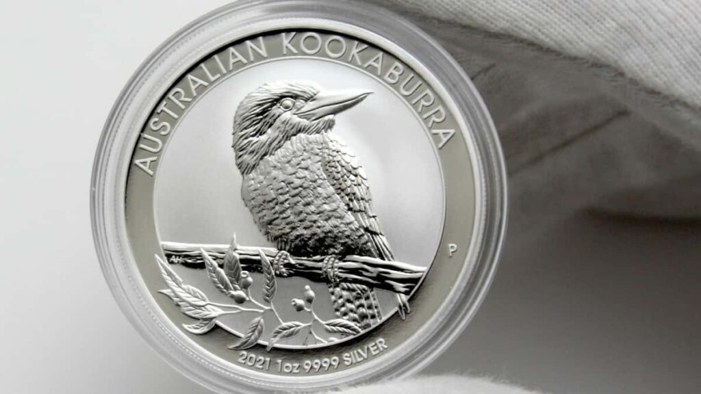 Practical guide for UK advertisers to locate Mongolian SoundCloud creators and reach niche users for SaaS trials, with outreach tactics, data snapshot and legal/privacy tips.