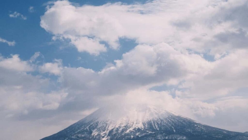 Practical playbook for UK advertisers to find Romania Kuaishou creators and launch engagement-first campaignstools, outreach tactics, measurement and legal checks.