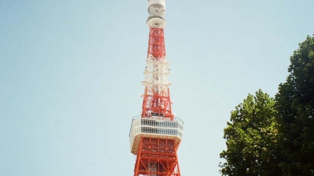 Practical guide for UK advertisers to find South African Amazon creators for album reaction campaigns, with sourcing tactics, outreach templates and campaign tips.