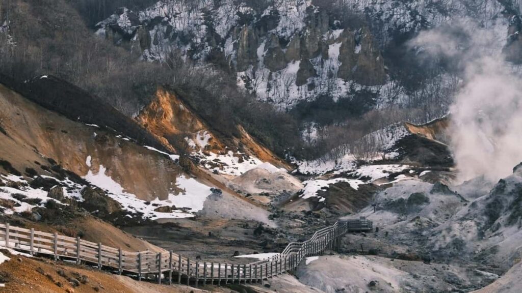 Practical playbook for UK creators to reach Colombian brands on Telegram and turn chats into long-term brand deals localised tips, outreach templates and trend data.