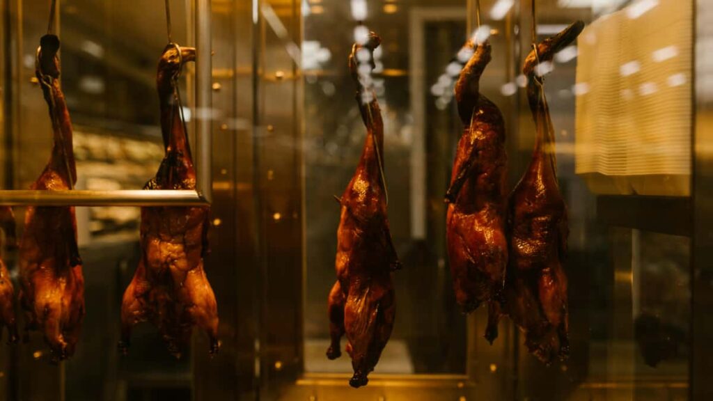 Practical guide for UK advertisers to locate Netherlands-based HBO Max creators and funnel traffic to a landing page outreach tactics, platform playbooks and measurement tips.