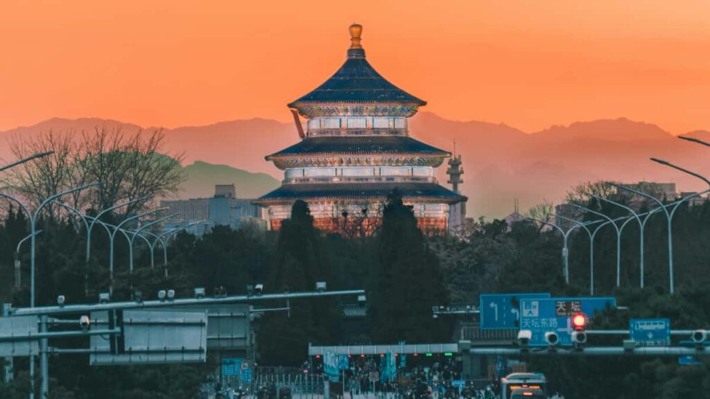 A hands-on guide for UK creators to connect with Italian brands on Shopee and pitch collaborative campaigns with tourism boards.