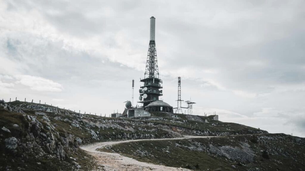 Practical guide for UK advertisers to locate Egypt-based ShareChat creators for seasonal sales, with outreach tactics, vetting checklists and campaign hooks.