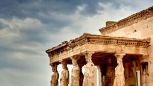 Practical guide for UK advertisers to discover and work with Kuwait-based Threads creators, with platform insights, outreach tactics and campaign blueprints.