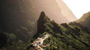 Practical guide for UK creators on contacting Slovak brands appearing on Disney+ projects to share wardrobe hauls outreach tactics, content hooks, legal tips and a tested outreach template.