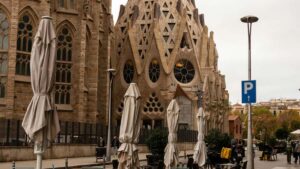 Practical guide for UK creators on using Line to outreach brands, build trust-led partnerships and secure long-term dealsincludes data, outreach templates and real-world trends.